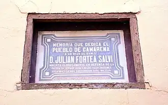 Lápida en memoria de Julián Fortea Salvi, gobernador civil-militar de Filipinas, fallecido en las islas Batanes en 1898