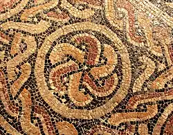 Detalle con representación geométrica