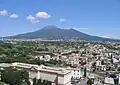 Vista de la ciudad moderna hacia el Vesubio