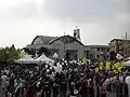 la inauguración de la Nueva Iglesia de San Pietro Apostolo, del 12 de junio de 2010, en una vista diurna.