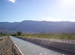 Canal de riego en Pocito