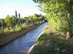 Canal de riego.