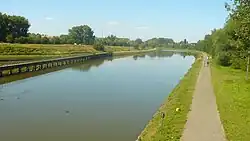 Canal Charleroi-Bruselas a la altura de Lembeek
