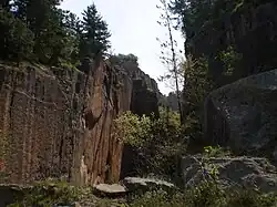 Cantera abandonada en las proximidades del límite con Ereño