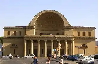 Cisternone (1829-1842) en Livorno, de Pasquale Poccianti.