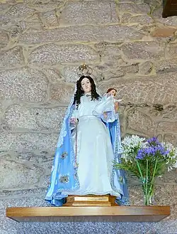 Talla de la Virgen del Rosario.