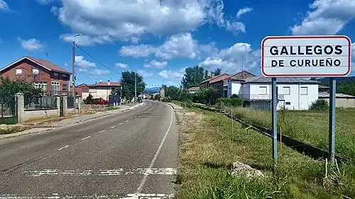Letrero del pueblo de Gallegos de Curueño