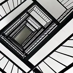 Escaleras de (Casa Bloc) 1932-1936, Barcelona'[67]​[68]​[69]​