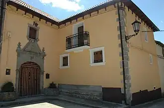Casa Escuer de Yebra