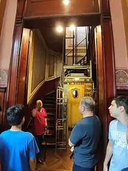 Ascensor, el primero instalado en el Perú