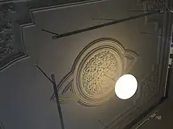 Detalles de la restauración del techo