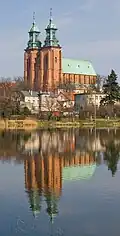 Gniezno: Catedral Basílica de la Asunción de la Santísima Virgen María y San Adalberto