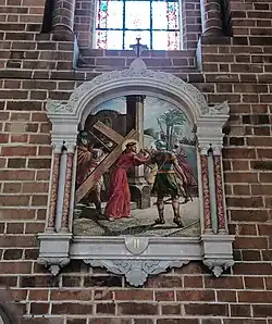 II Jesús carga con la Cruz