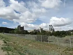 La planta de cemento.