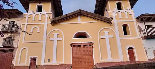 Centenaria iglesia de Santa Clara