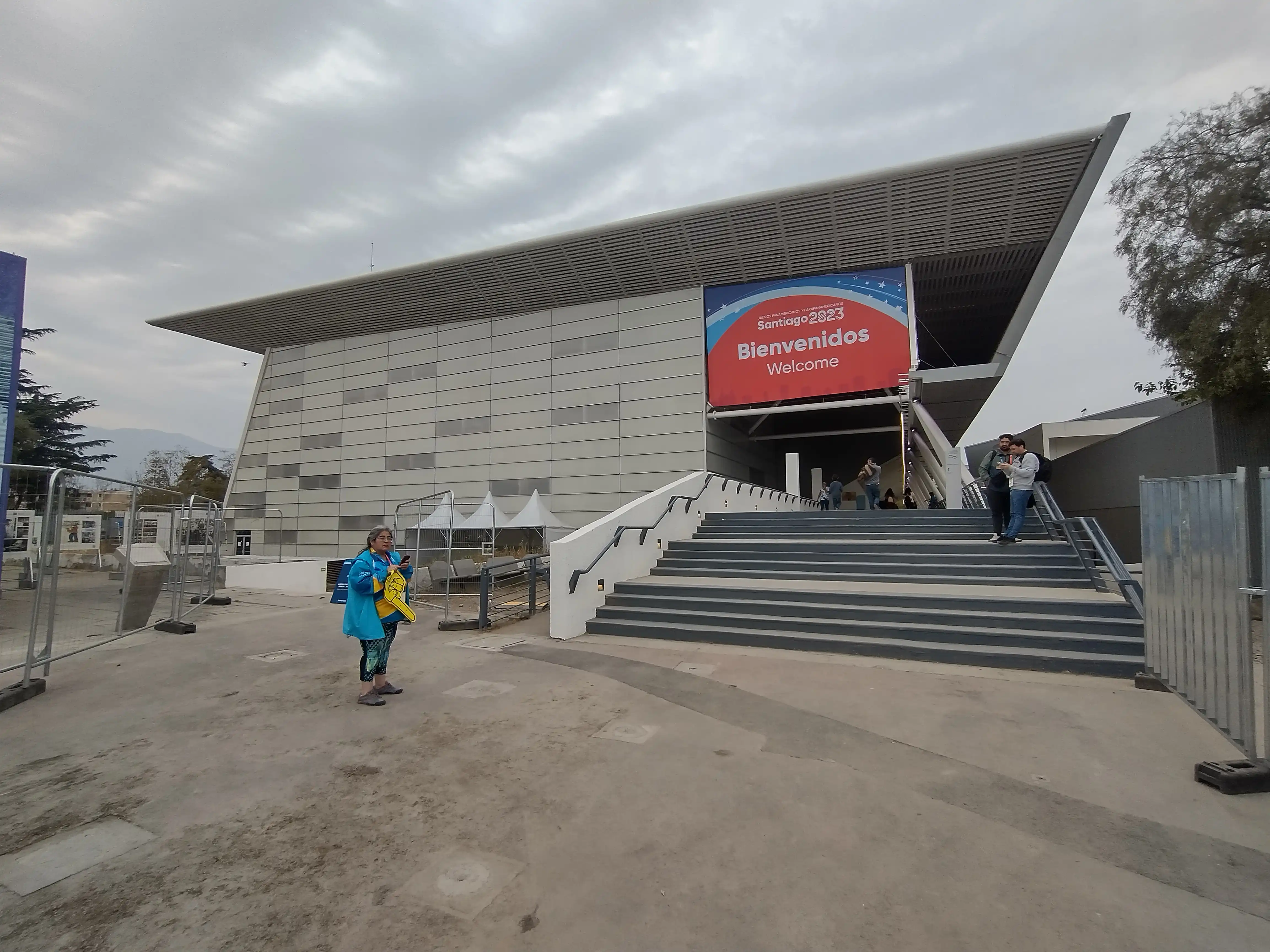 Centro Acuático, edificio oriente