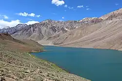 Sendero alrededor del lago, julio de 2017