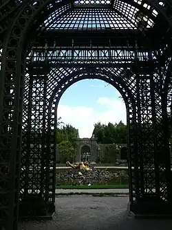 Treillage (celosía) en los jardines de Versalles.