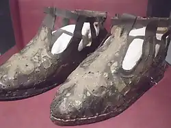 Calzado litúrgico, taller italiano del siglo XII.