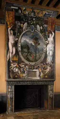 Cheminee[8]​ peinte de la cámara de Anne de Montmorency en el Château d'Écouen (desde 1538). En total había doce "chimeneas pintadas" en el château.