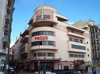 Fachada del Cine Barceló (1931), de Luis Gutiérrez Soto, Madrid