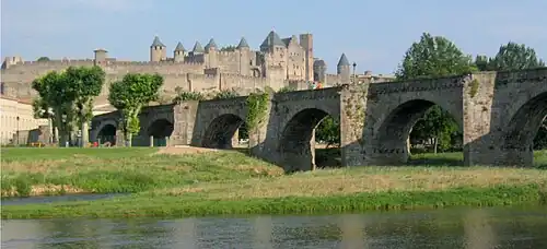 Pont Vieux (1353) de Carcasona, sobre el río Aude