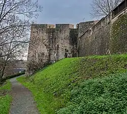 Costado norte del baluarte de Labrit