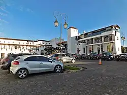 Distrito comercial «Décimo de Cayalá»