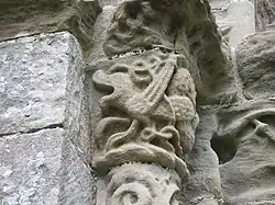 Columna del arco del coro de Shobdon