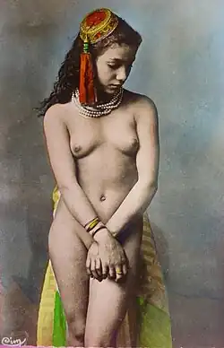 Combier (CIM); foto coloreada, años 1900.