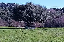 Comedero para el ganado en la Dehesa de Alpedrete