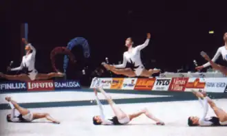 Ejercicio de mazas del conjunto español en el Europeo de Goteborg (1990).