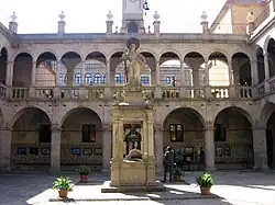 Casa de Convalecencia, Hospital de la Santa Cruz (1629-1680), de Pere Pau Ferrer.