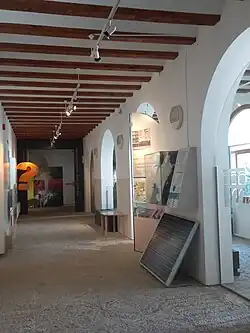 Galería junto al claustro pequeño