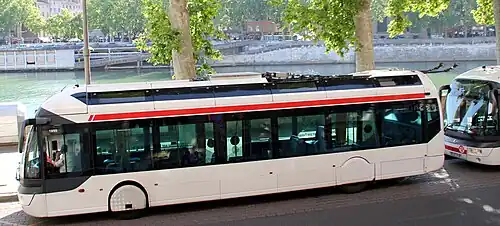 Cristalis ETB 12 de la línea de trolebuses C14 de Lyon