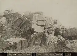 Con las sangrías de elevación en forma de U