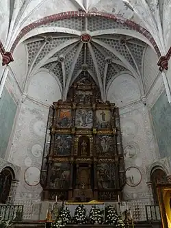 Vista total del retablo.