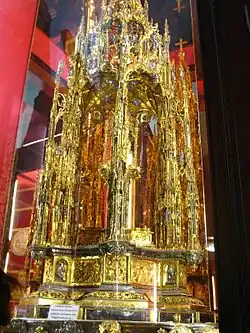 Custodia de la catedral de Toledo, de Enrique de Arfe, 1514-1524.[18]​