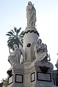 Monumento «La virgen orante», jardín del antiguo Congreso Nacional