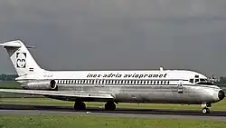 McDonnell Douglas DC-9 de Adria Airways en el Aeropuerto Internacional de Düsseldorf (1973)