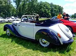 DKW F8 cabriolé Luxus