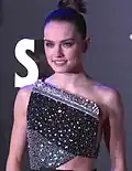 Daisy Ridley, actriz nacida un 10 de abril.