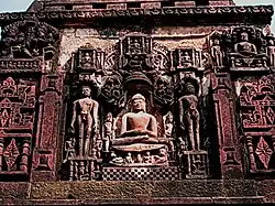 Muro de complejo del templo jain, Deogarh