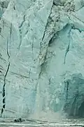 Desprendimiento en el glaciar Margerie.