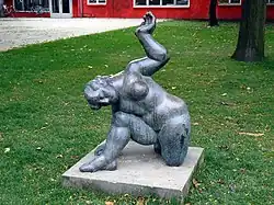 La escultura de la tierra (Monbijoupark en Berlín)