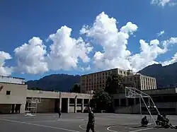 Día de descanso y esparcimiento.