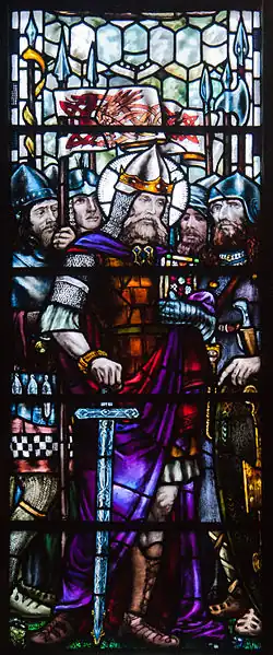 King Cormac of Cashel as bishop, warrior and scribe, en la Catedral de San Patricio de Dublín