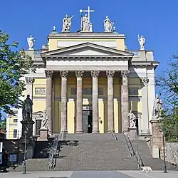 Basílica Catedral de Eger (1831-1836)