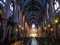 Interior de Nuestra Señora de Neuchâtel