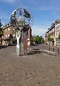 Emmerich am Rhein, la escultura "Toleranz" en la Wollenweberstrasse